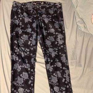 American Eagle Floral jegging make an offer